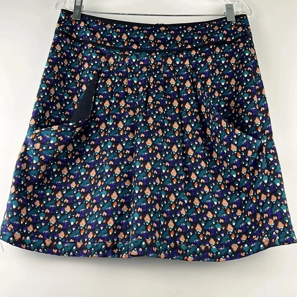 See By Chloe Silk Patterned A-Line Skirt Front Pleats/Pocket Size 8 Back Zipper
